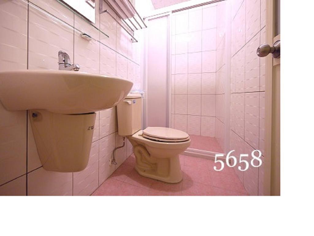 Hua Qiao De Jia Apartment Дунган Екстериор снимка